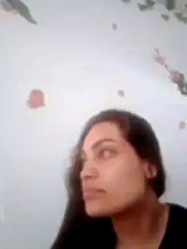 Ehilyn online show from October 2025 10:11:01 PM