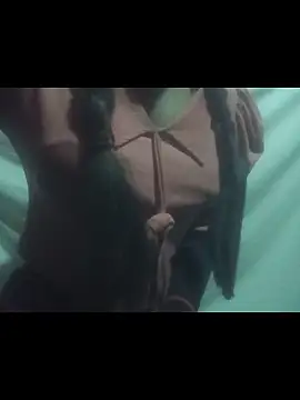 Snapshot of Emma10th chatting on November 2025 04:18:01 PM Emma10th online show from November 2025 04:18:01 PM