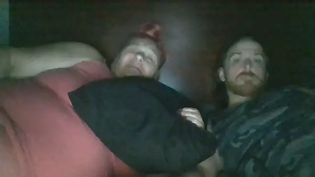 Snapshot of SpnzTnT chatting on September 2025 03:08:01 AM SpnzTnT online show from September 2025 03:08:01 AM