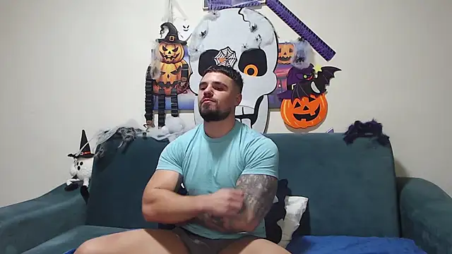 Snapshot of Tiberius_hunk chatting on November 2025 01:55:01 PM Tiberius hunk online show from November 2025 01:55:01 PM