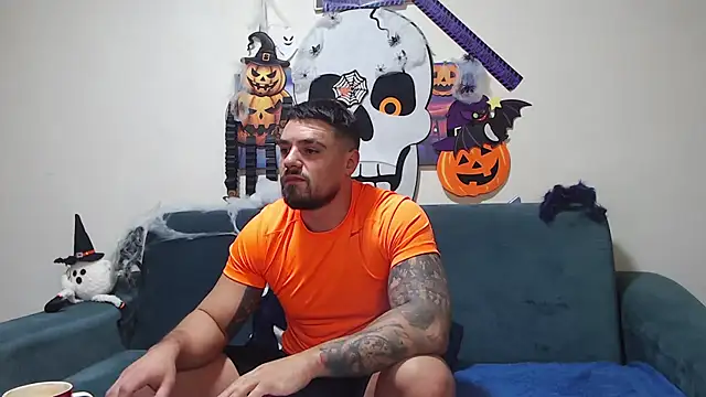 Snapshot of Tiberius_hunk chatting on November 2025 04:23:01 AM Tiberius hunk online show from November 2025 04:23:01 AM