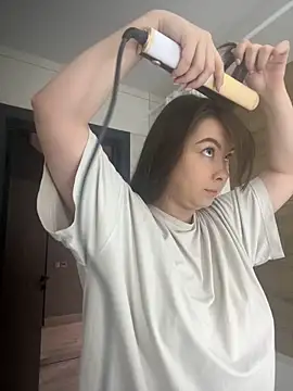 Snapshot of HannaJohnson chatting on March 2025 04:56:01 AM HannaJohnson online show from March 2025 04:56:01 AM