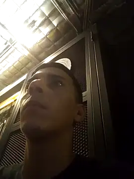 Snapshot of walterdsm chatting on March 2025 12:59:01 AM walterdsm online show from March 2025 12:59:01 AM