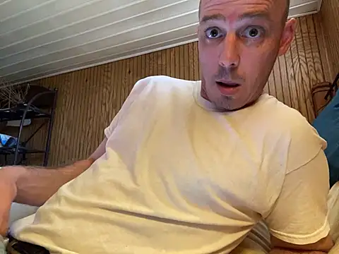 Snapshot of Mac_ThunderCock chatting on March 2025 02:29:01 PM Mac ThunderCock online show from March 2025 02:29:01 PM