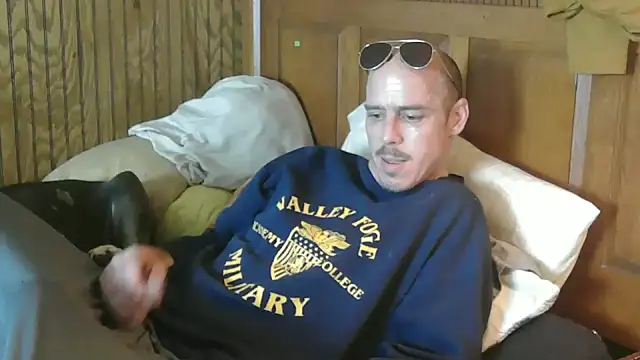 Snapshot of Mac_ThunderCock chatting on October 2025 11:47:02 PM Mac ThunderCock online show from October 2025 11:47:02 PM