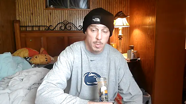 Mac ThunderCock online show from December 2025 11:01:02 PM