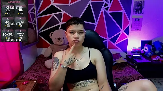 demimoore222 online show from December 2025 03:19:01 PM