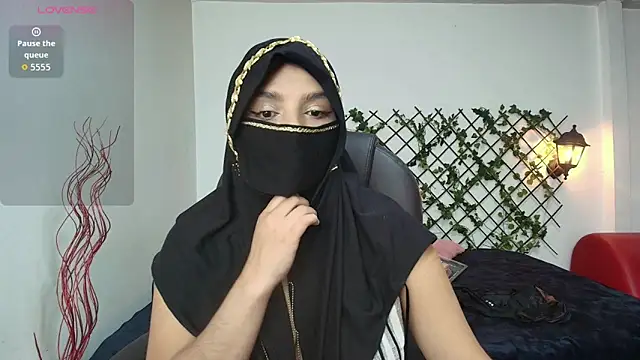 issa  nassar online show from November 2025 02:16:01 PM