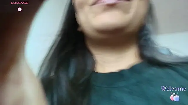 Snapshot of issa__nassar chatting on June 2026 01:32:02 PM issa nassar online show from June 2026 01:32:02 PM