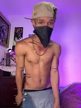 Snapshot of CRAZY-BOY99 chatting on May 2026 01:57:16 AM CRAZY-BOY99 online show from May 2026 01:57:16 AM