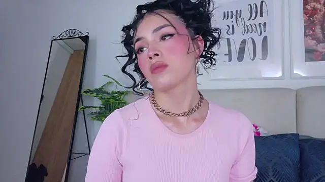 SaritaBratz online show from January 2026 09:51:02 PM