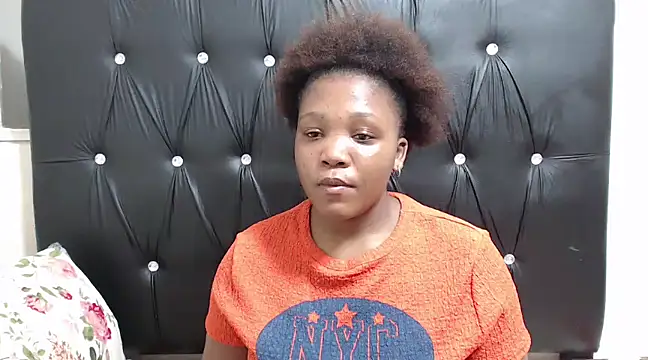 Snapshot of Beyoncex05 chatting on March 2025 03:12:02 PM Beyoncex05 online show from March 2025 03:12:02 PM