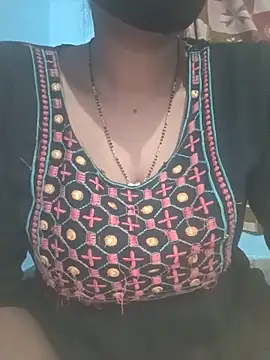 Sexyradha  online show from February 2026 06:23:01 PM