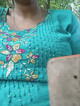 Sexyradha  online show from May 2026 04:29:01 AM
