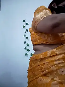 Snapshot of Neha-Bhabhi-Rasily chatting on September 2025 05:04:01 PM Neha-Bhabhi-Rasily online show from September 2025 05:04:01 PM