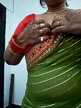 Snapshot of Neha-Bhabhi-Rasily chatting on October 2025 09:53:01 AM Neha-Bhabhi-Rasily online show from October 2025 09:53:01 AM