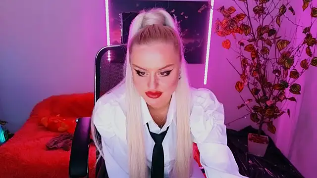 Miss Alice Silver online show from October 2025 09:56:01 PM