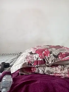 Missvixen81 online show from December 2025 09:03:01 AM