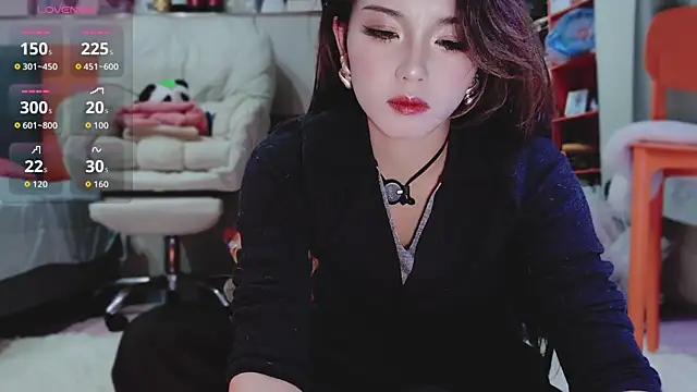 Snapshot of guoguo7777777 chatting on December 2025 03:10:01 PM guoguo7777777 online show from December 2025 03:10:01 PM