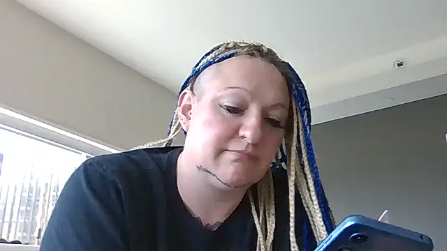 livieblainn online show from March 2026 06:40:02 PM