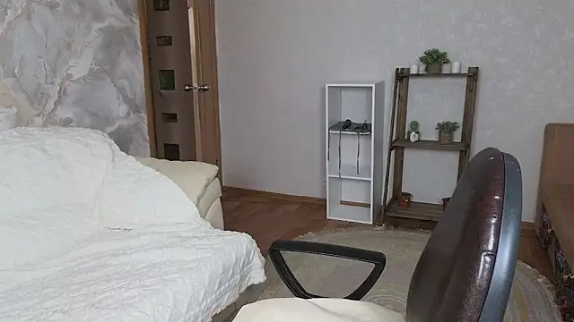 Maya Mayflower online show from March 2025 06:31:01 PM