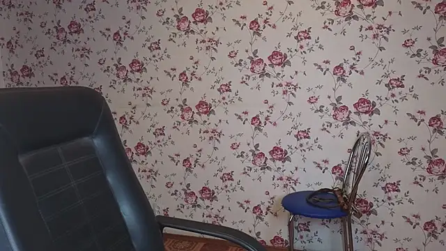 Maya Mayflower online show from December 2025 03:45:02 AM