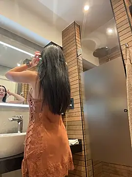 Snapshot of Vanessao1 chatting on November 2025 07:30:01 AM Vanessao1 online show from November 2025 07:30:01 AM