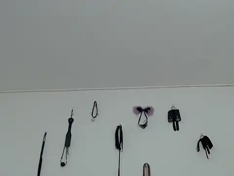 KratosAfroditacs online show from October 2025 09:04:02 PM