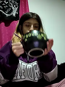 KratosAfroditacs online show from March 2026 08:37:01 PM