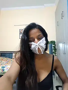 Snapshot of Queen_Ayeshaa chatting on March 2025 07:49:02 PM Queen Ayeshaa online show from March 2025 07:49:02 PM