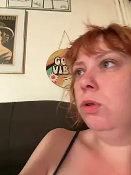 Snapshot of VeraaFlynn chatting on June 2026 05:27:01 AM VeraaFlynn online show from June 2026 05:27:01 AM