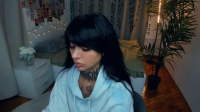 CharimgSabrina online show from February 2026 06:07:01 AM