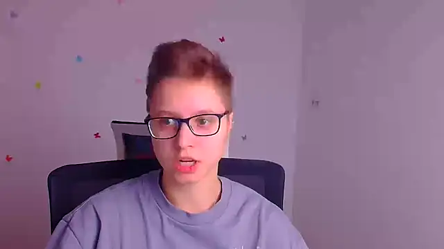 Bella Swannn online show from March 2025 06:15:02 PM