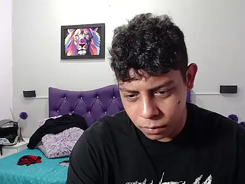 Alejandroo 22 online show from September 2025 01:46:01 PM