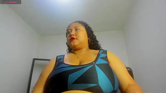 Ayliinn  online show from January 2026 01:32:01 AM