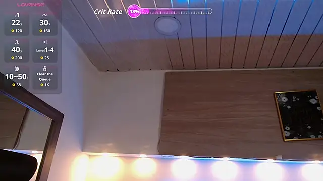 Snapshot of Cristal_Velle chatting on September 2025 12:06:01 PM Cristal Velle online show from September 2025 12:06:01 PM