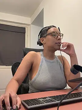 Melia Rayne online show from February 2026 10:46:01 AM