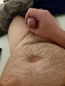 Littleshyguy online show from November 2025 03:24:02 PM