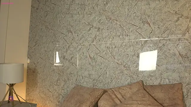 alison222  online show from February 2026 12:24:01 PM