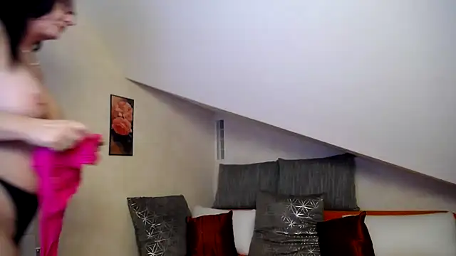 Snapshot of Kathylovexxx chatting on February 2026 04:31:01 AM Kathylovexxx online show from February 2026 04:31:01 AM