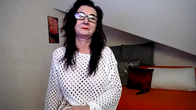 Snapshot of Kathylovexxx chatting on February 2026 06:26:01 AM Kathylovexxx online show from February 2026 06:26:01 AM