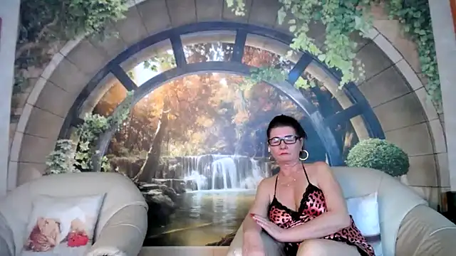 Snapshot of Kathylovexxx chatting on April 2026 02:26:01 PM Kathylovexxx online show from April 2026 02:26:01 PM