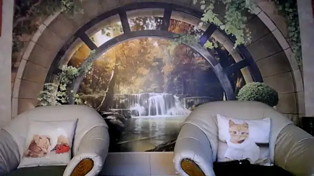 Snapshot of Kathylovexxx chatting on April 2026 04:44:02 AM Kathylovexxx online show from April 2026 04:44:02 AM