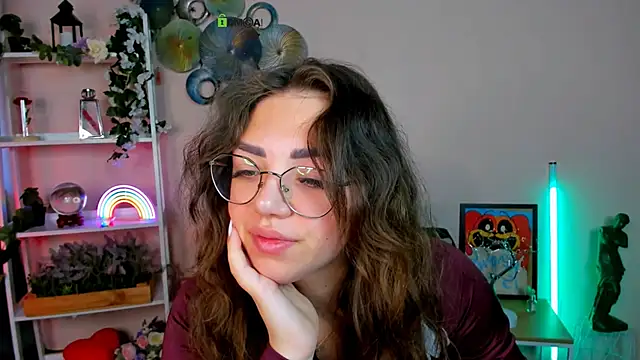 kiki swan online show from April 2026 05:55:01 AM