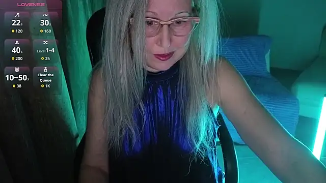 Wane Witch online show from November 2025 06:32:01 PM