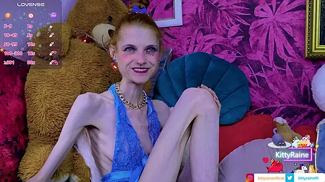Snapshot of KittyRaine chatting on June 2026 12:47:02 PM KittyRaine online show from June 2026 12:47:02 PM
