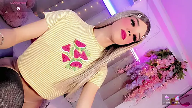 Snapshot of Nina_Keyli chatting on June 2026 09:50:02 PM Nina Keyli online show from June 2026 09:50:02 PM