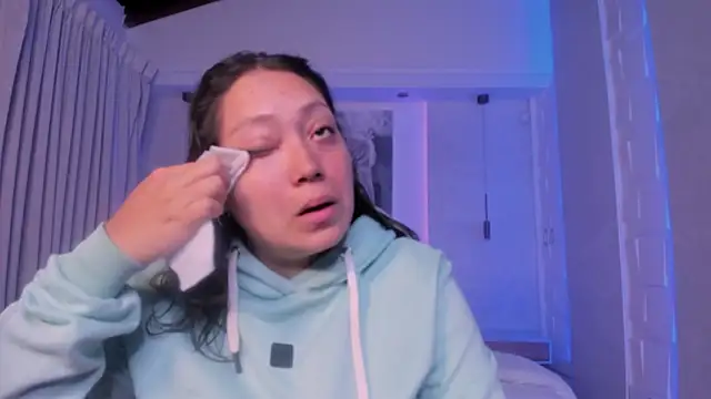 heidy johns online show from October 2025 03:29:02 AM