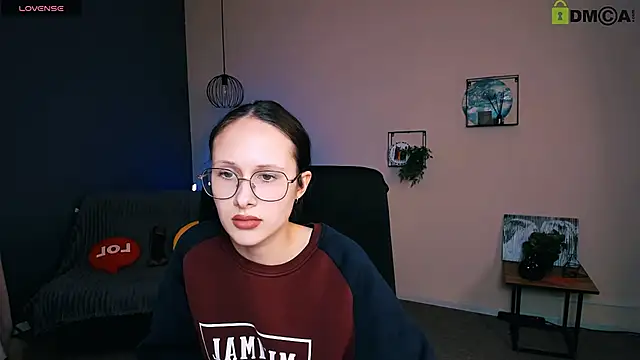 Snapshot of mona_cloud chatting on March 2025 03:28:01 PM mona cloud online show from March 2025 03:28:01 PM