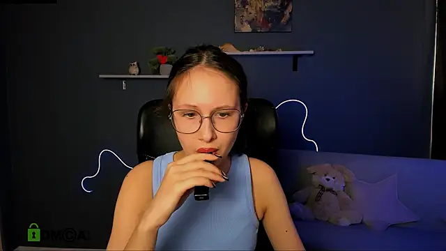 Snapshot of mona_cloud chatting on March 2025 09:34:02 AM mona cloud online show from March 2025 09:34:02 AM